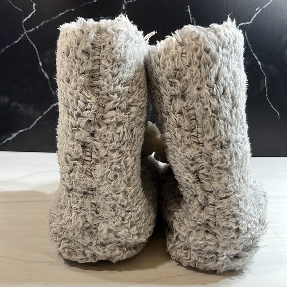 Hans & Alice Women’s Indoor Memory Foam Sweater Knit Pom Fuzzy Slipper G… - Picture 3 of 7